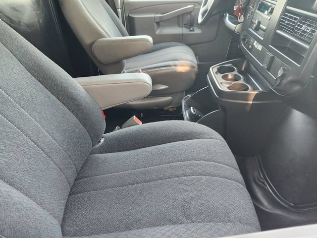 Used 2025 Chevrolet Express 2500 w/ Driver Convenience Package RWD image 19