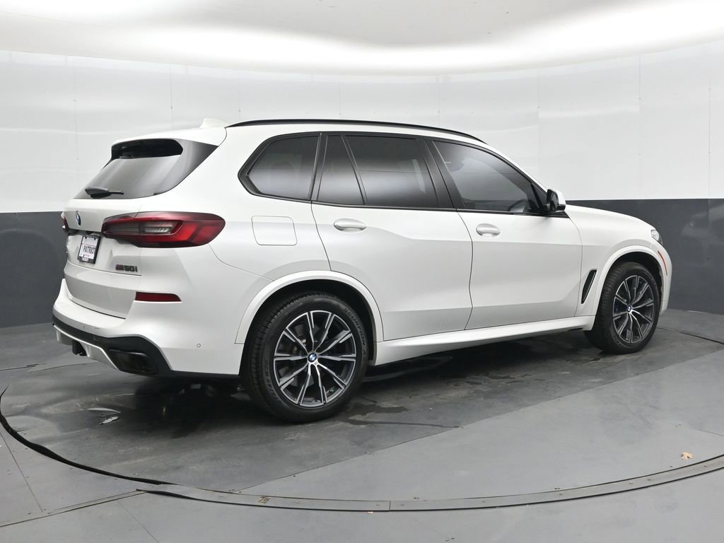 Used 2023 BMW X5 M50i w/ Executive Package AWD/4WD image 2