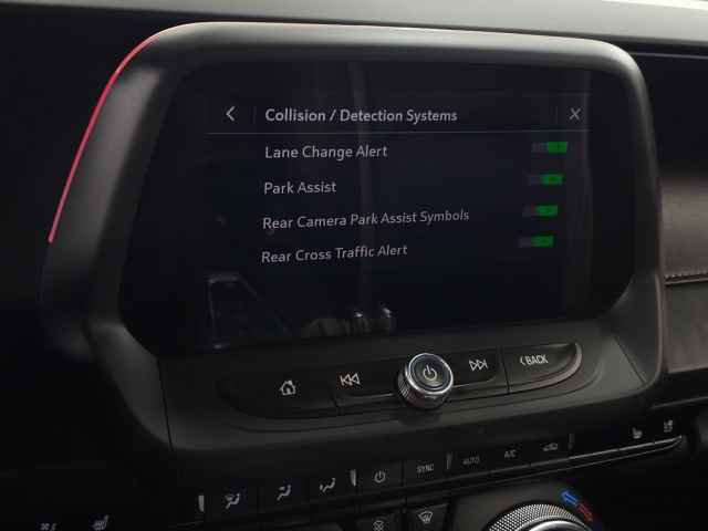 Used 2020 Chevrolet Camaro SS image 30