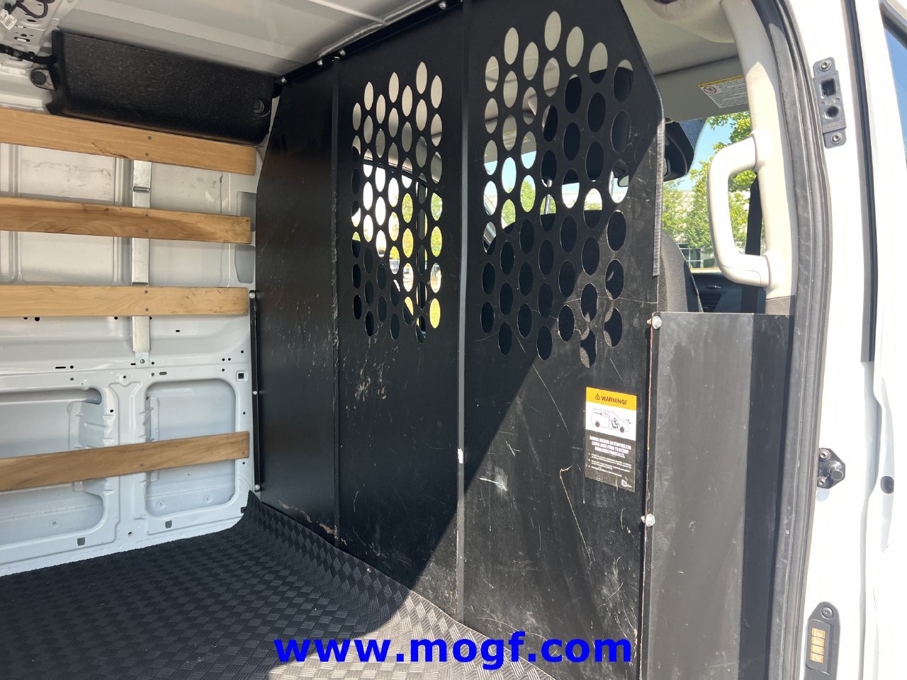 Used 2025 Ford Transit 250 Low Roof w/ Exterior Upgrade Package RWD image 22