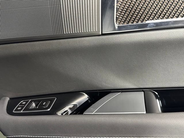 New 2027 Cadillac Vistiq Sport AWD/4WD image 27