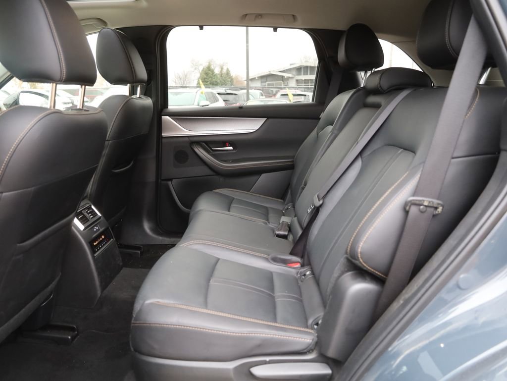 Used 2025 MAZDA CX-70 3.3 Turbo w/ Preferred Package image 29
