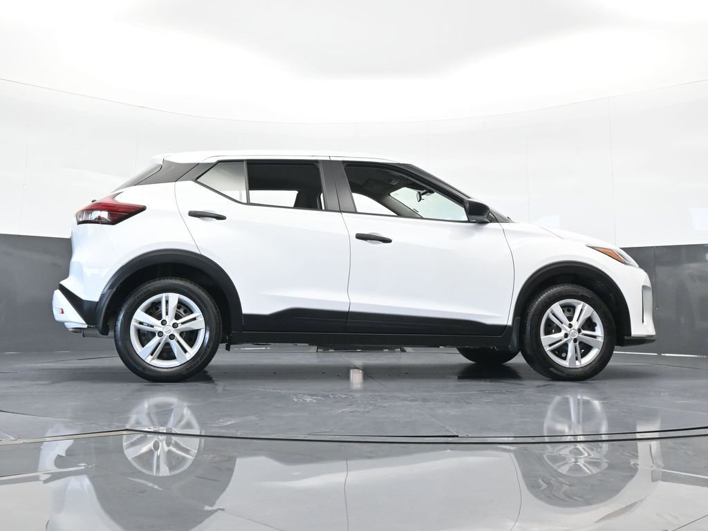 Used 2025 Nissan Kicks Play S image 55