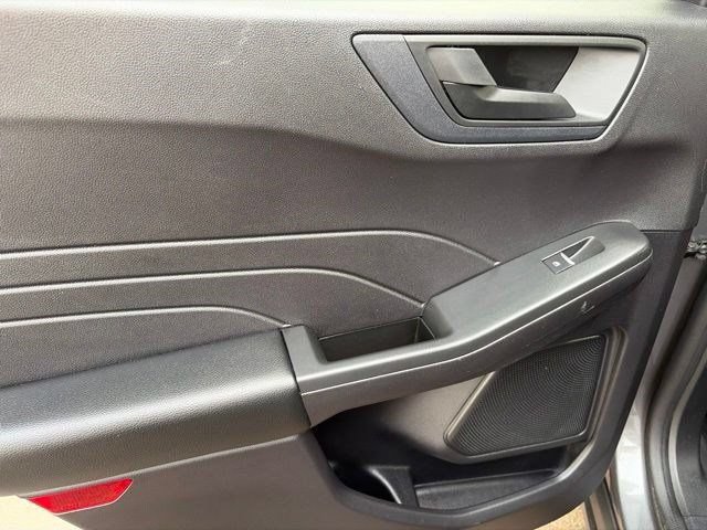 Used 2022 Ford Escape SE w/ Convenience Package FWD image 33