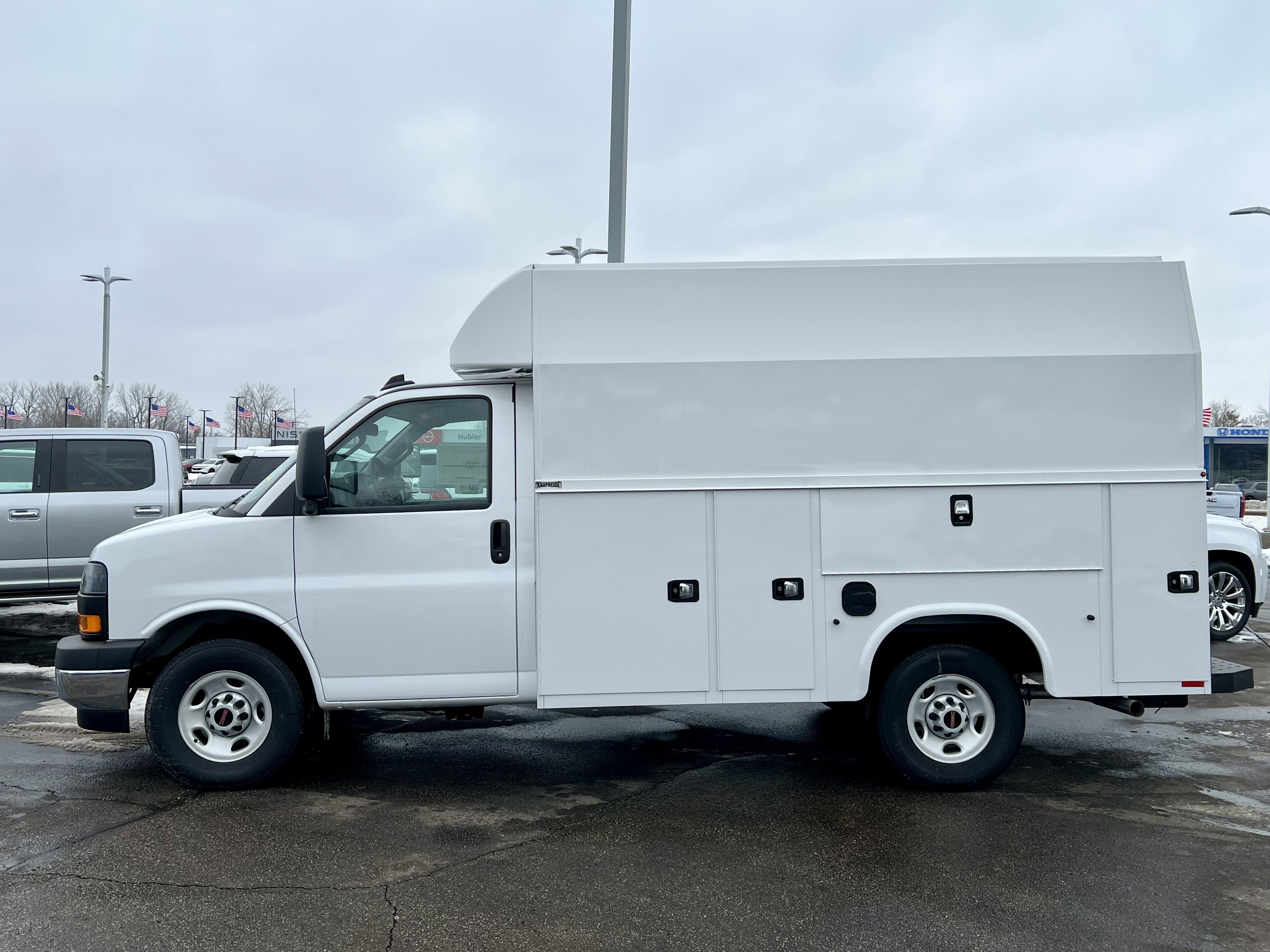 New 2025 GMC Savana 3500 w/ Power Convenience Package image 4