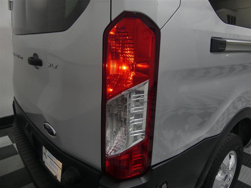 Used 2020 Ford Transit 350 XLT RWD image 13