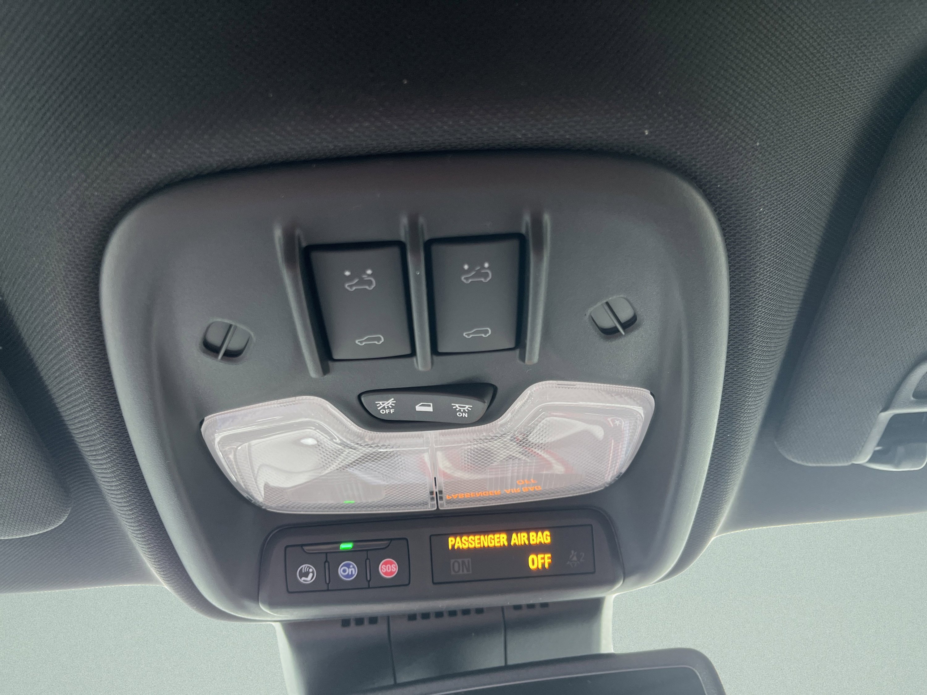 New 2026 GMC Canyon Denali w/ LPO, Denali Black Edition image 18