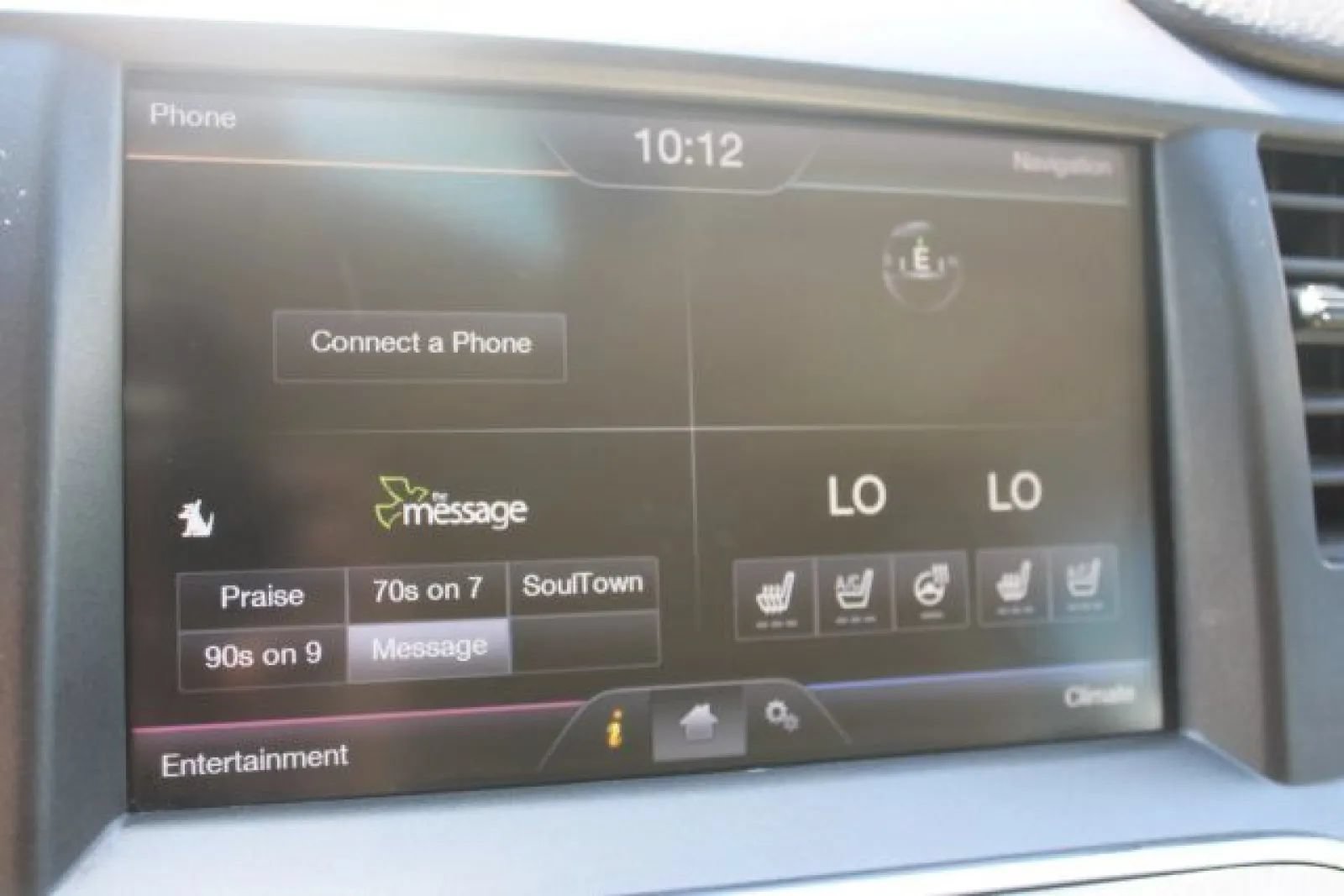 Used 2014 Lincoln MKS w/ Equipment Group 101A FWD image 16
