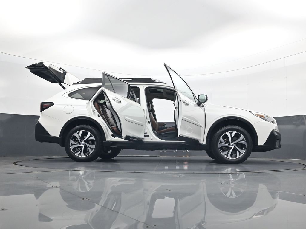 Used 2020 Subaru Outback Touring w/ Popular Package #2 AWD/4WD image 33