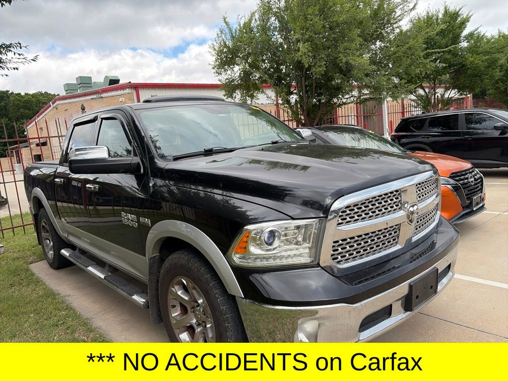Used 2017 RAM 1500 Laramie AWD/4WD image 3