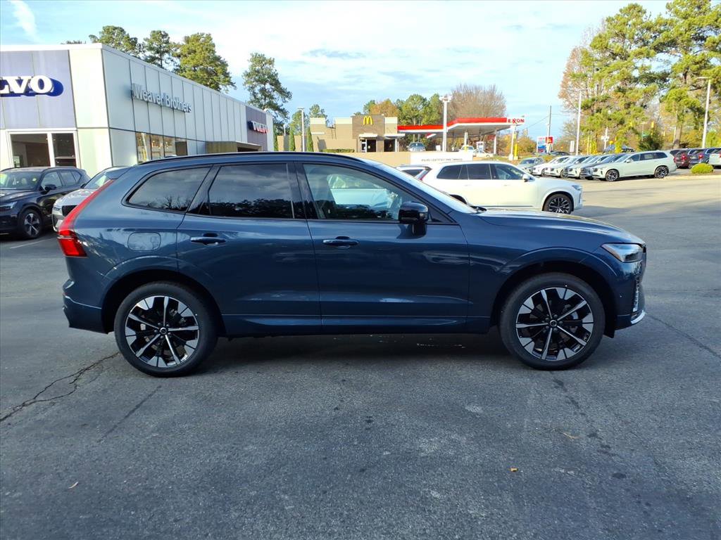 New 2026 Volvo XC60 B5 Plus w/ Protection Package Premier image 2