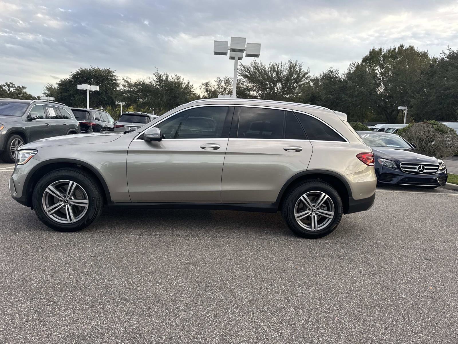 Certified 2022 Mercedes-Benz GLC 300 image 6