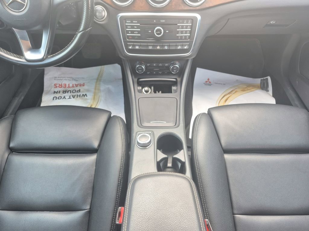 Used 2016 Mercedes-Benz GLA 250 4MATIC image 25