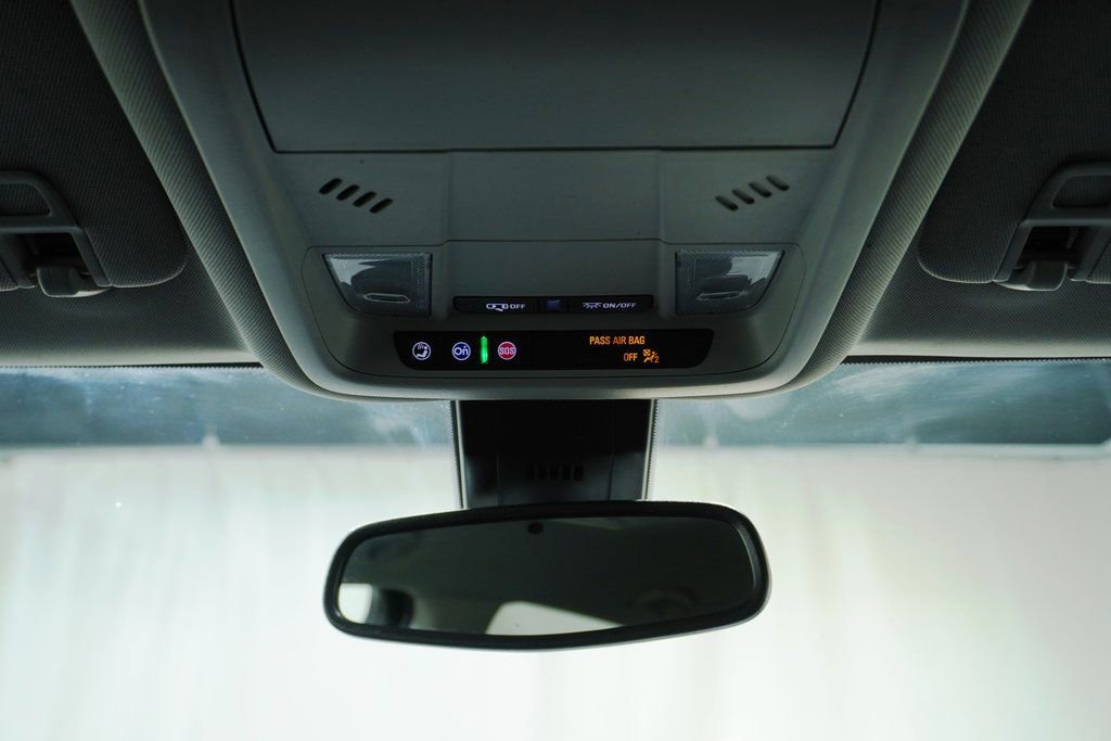 Used 2023 GMC Terrain SLE w/ Driver Convenience Package image 19