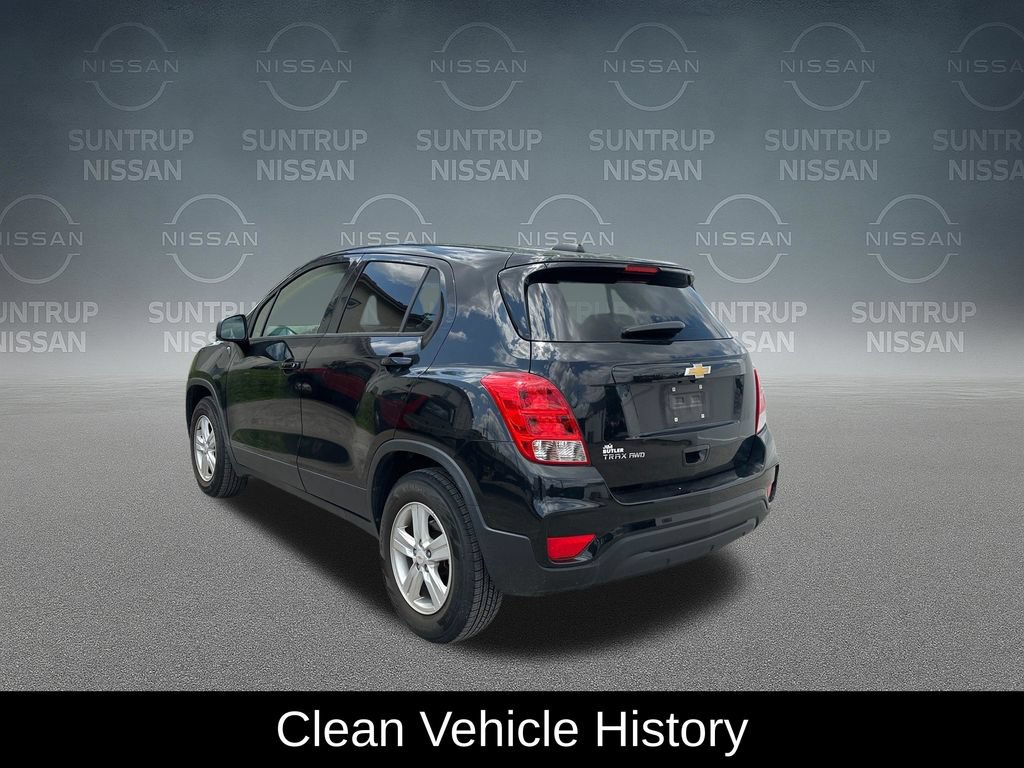 Used 2020 Chevrolet Trax LS w/ Tint and Cruise Package AWD/4WD image 3