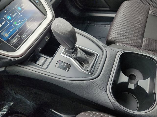 Certified 2025 Subaru Outback AWD/4WD image 25