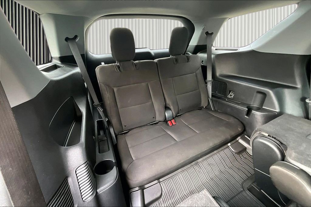 Used 2022 Ford Explorer XLT image 29