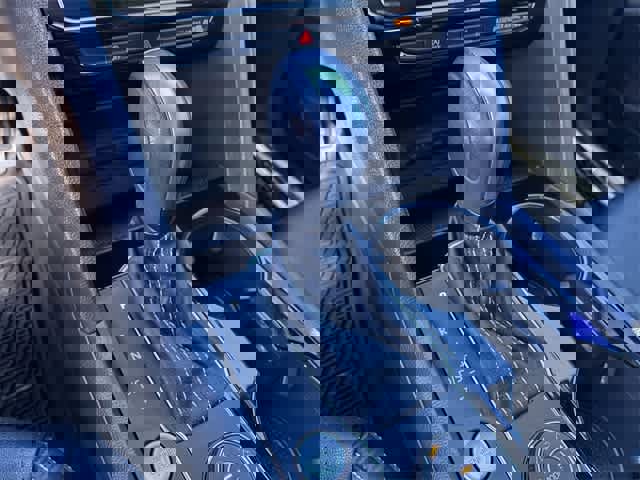 Used 2023 Volkswagen Atlas Cross Sport SEL R-Line image 35