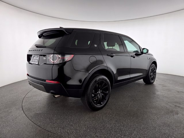 Used 2019 Land Rover Discovery Sport HSE AWD/4WD image 2
