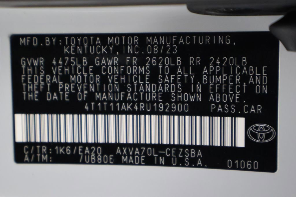 Used 2024 Toyota Camry SE w/ Convenience Package image 17