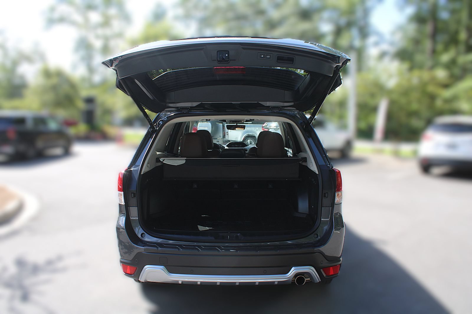Used 2024 Subaru Forester Touring w/ POP Package 3 AWD/4WD image 9