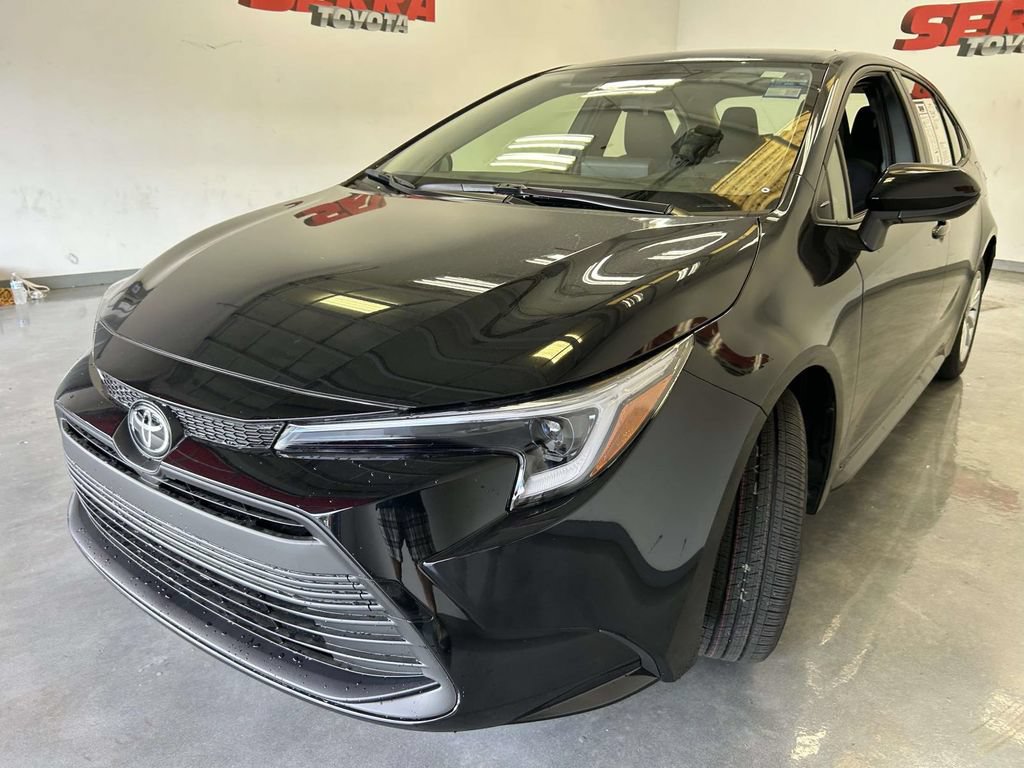 Used 2026 Toyota Corolla LE w/ LE Premium Package FWD image 7