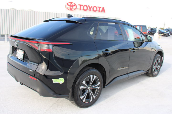 Certified 2023 Toyota bZ4X XLE image 3