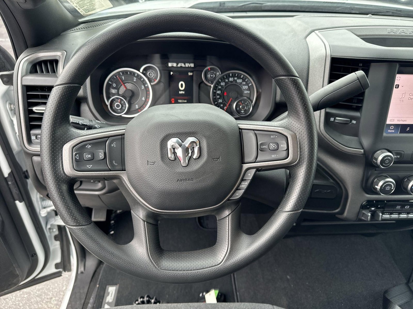 New 2023 RAM 2500 Tradesman image 20