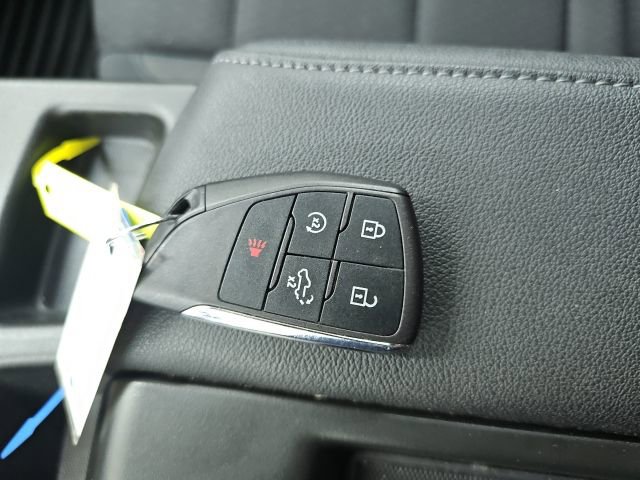 Used 2022 Chevrolet Silverado 1500 LT AWD/4WD image 26
