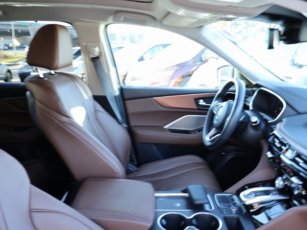 Used 2024 Acura MDX SH-AWD w/ Technology Package image 8