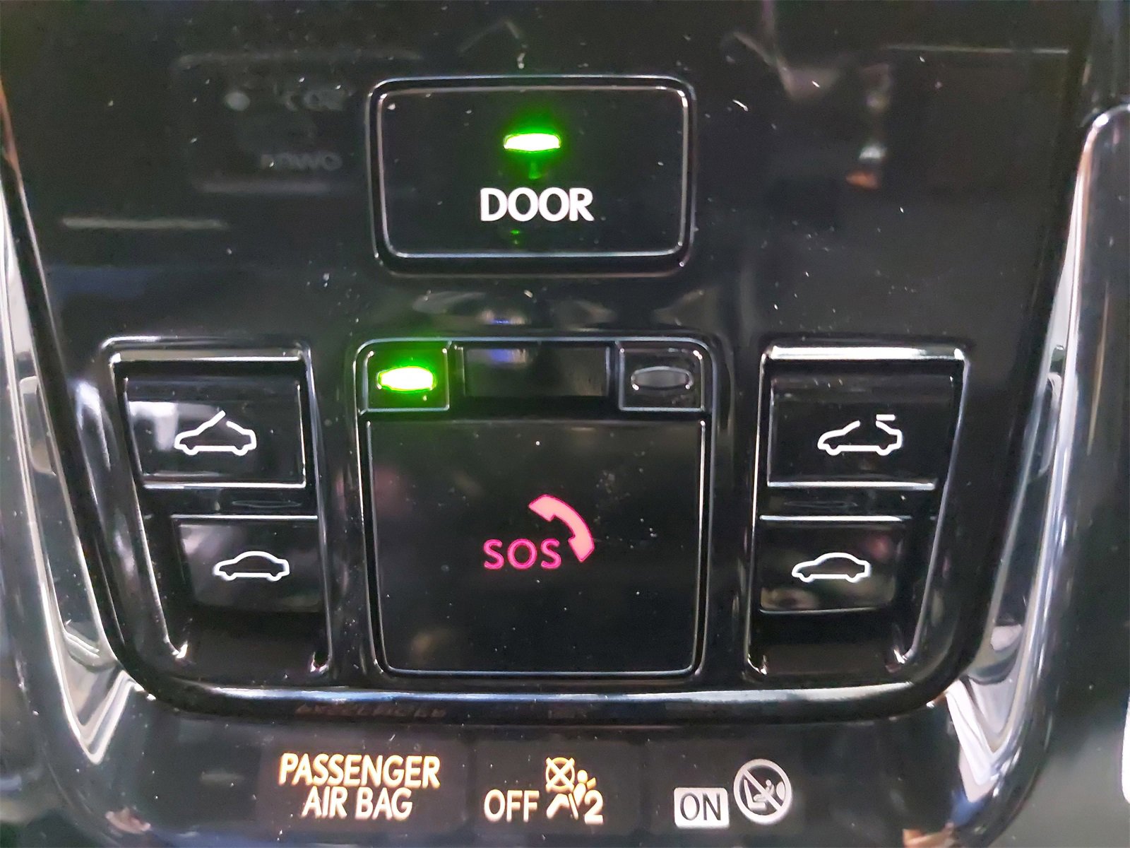 Used 2025 Lexus NX 350h AWD w/ Premium Package image 34