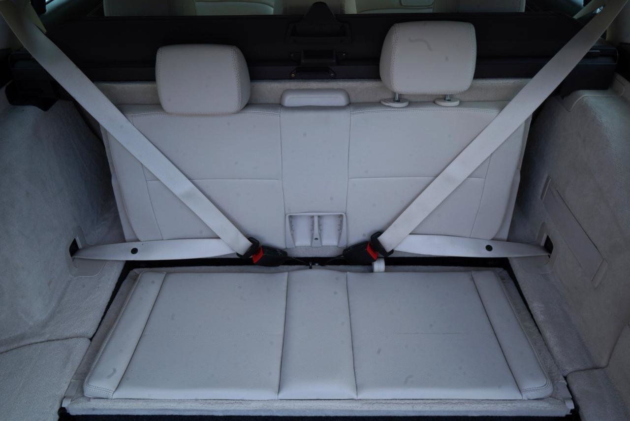 Used 2019 Mercedes-Benz E 450 4MATIC Wagon w/ Premium Package image 55