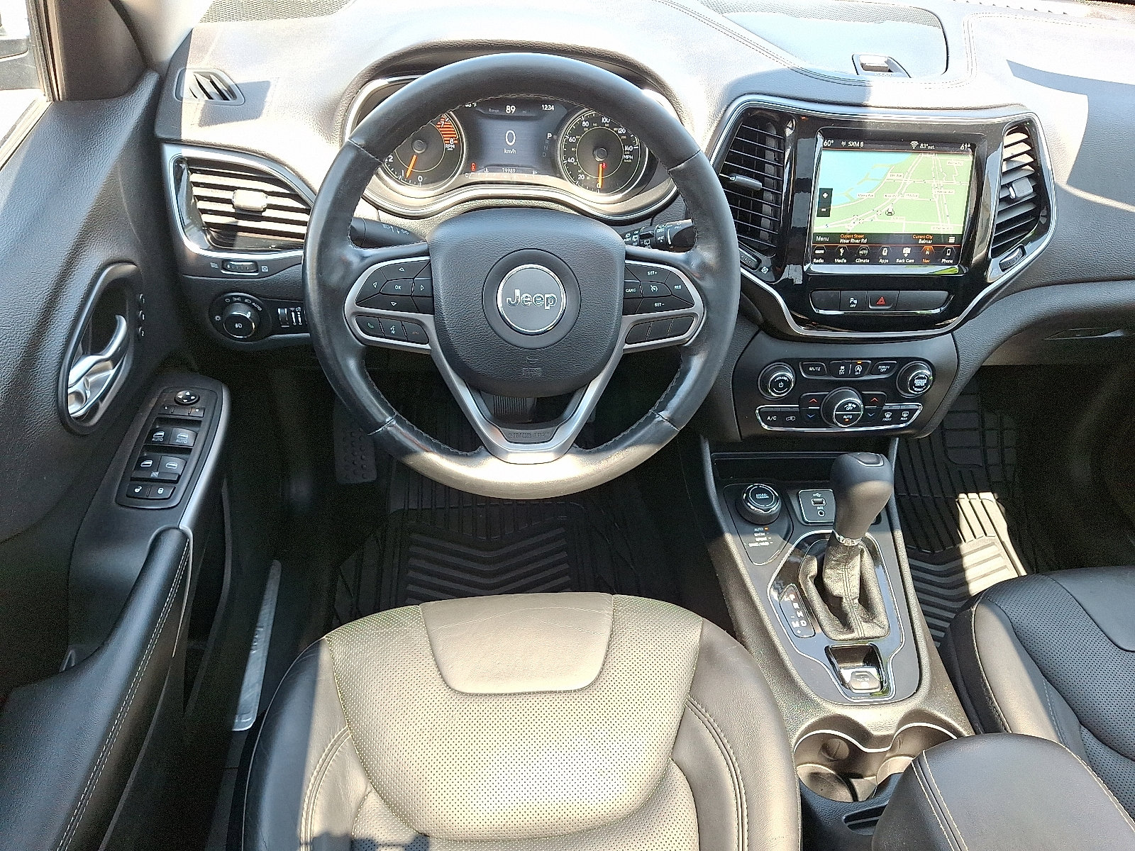 Used 2019 Jeep Cherokee Limited image 11