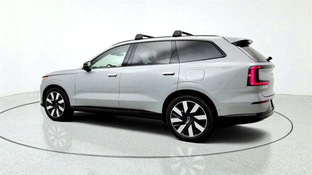 Used 2025 Volvo EX90 Ultra AWD/4WD image 7