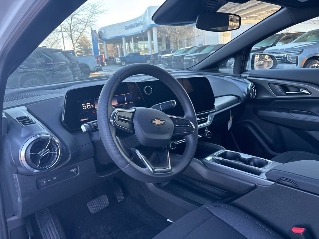 New 2026 Chevrolet Equinox EV LT image 7