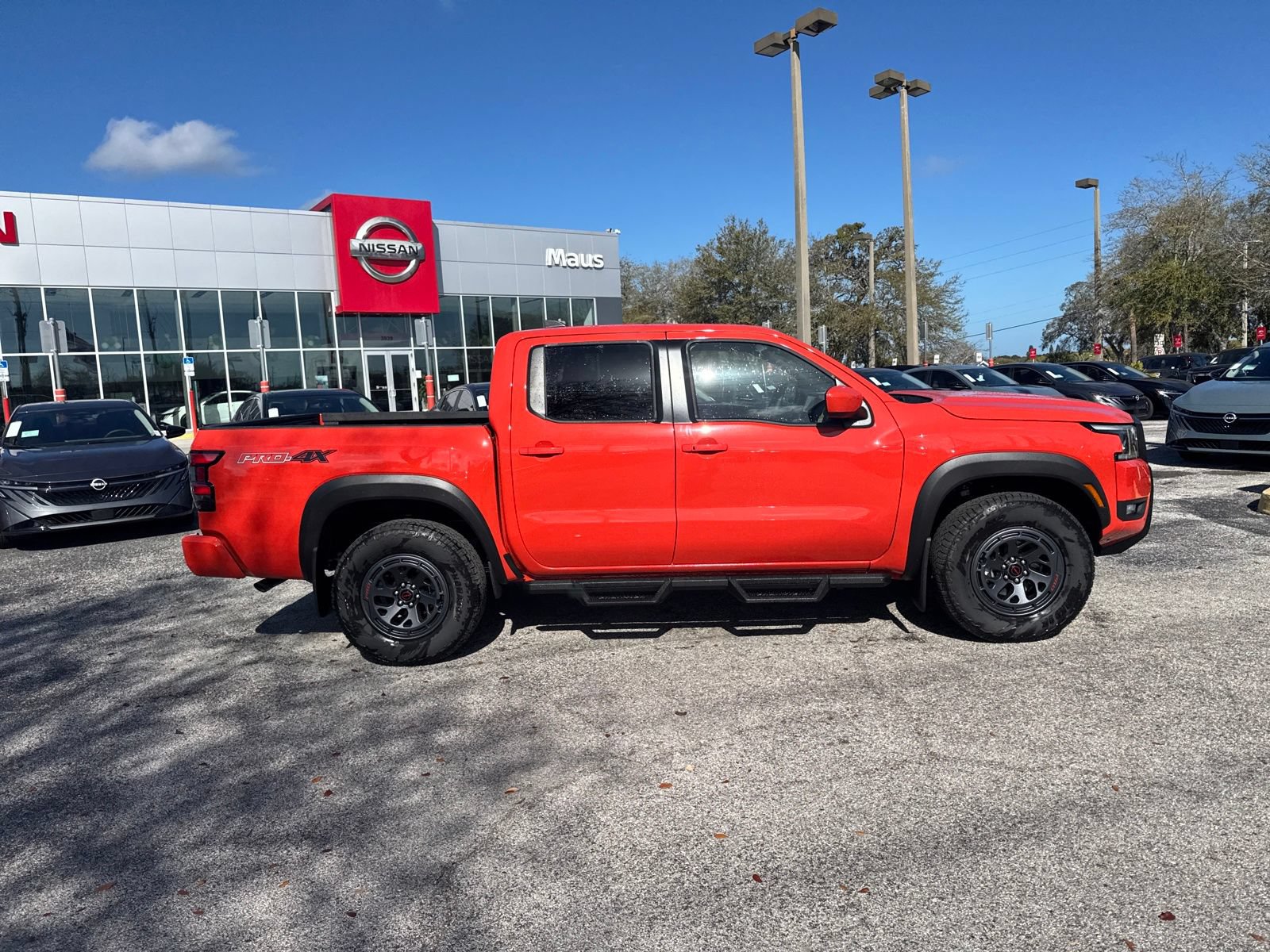 New 2026 Nissan Frontier PRO-4X w/ Tow Package AWD/4WD image 5