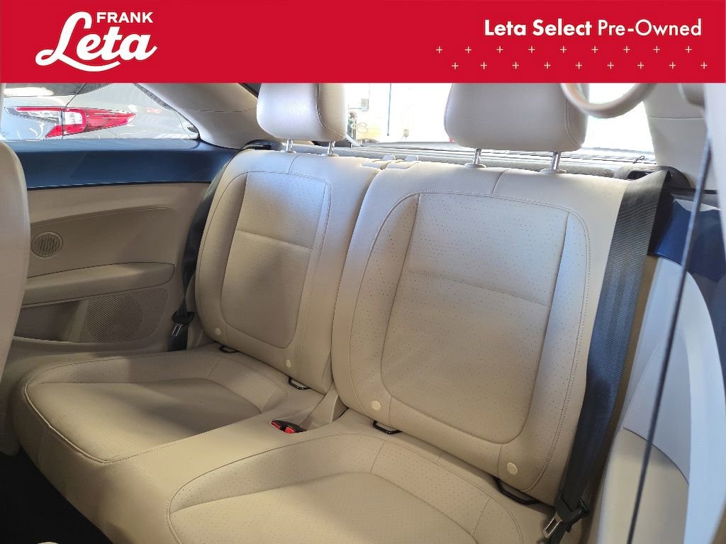 Used 2018 Volkswagen Beetle 2.0T SE w/ SE Premium Package FWD image 21