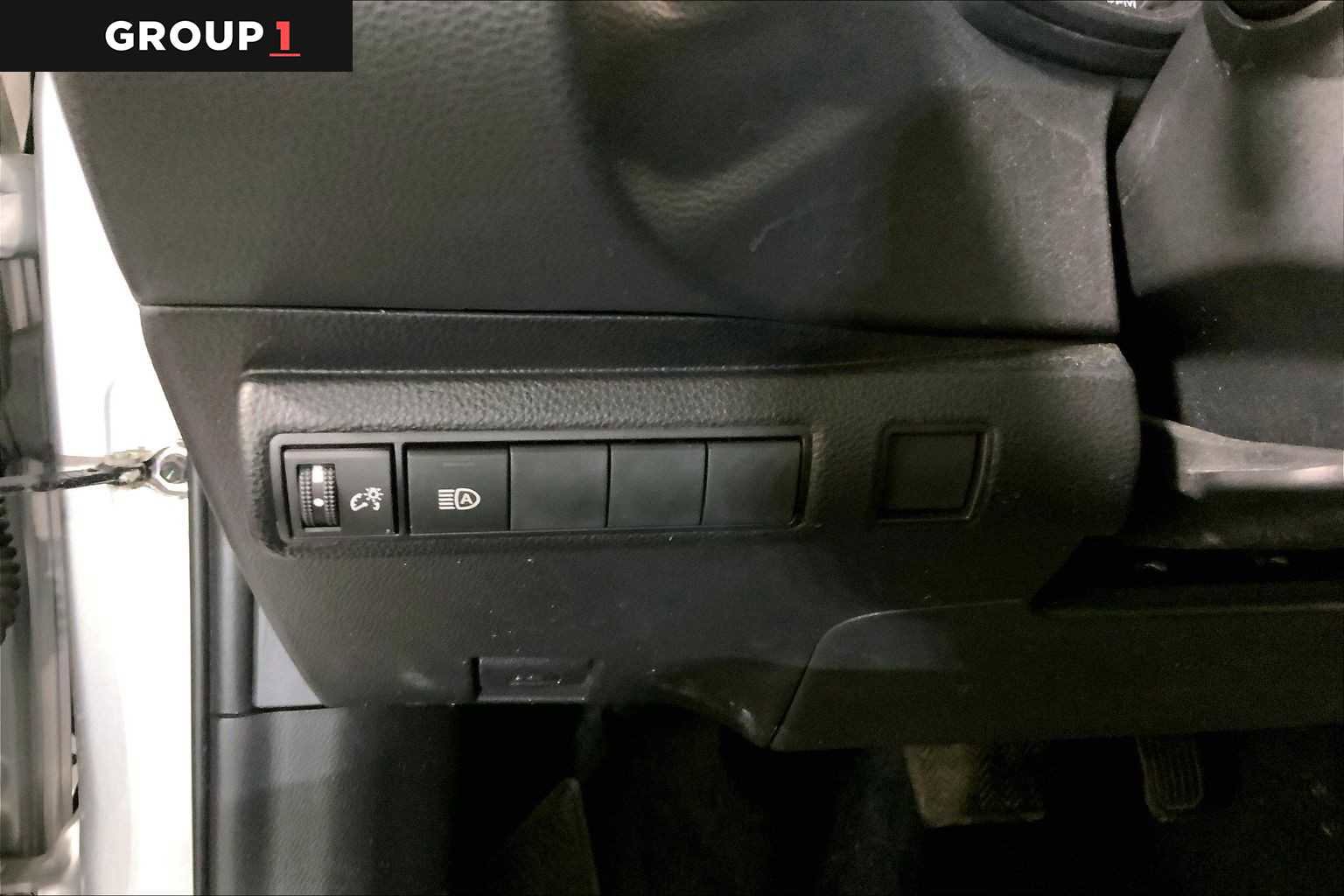 Used 2023 Toyota Corolla LE w/ Carpet Mat Package (TMS) FWD image 35