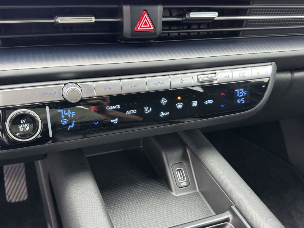 Used 2023 Hyundai Ioniq 6 SE AWD/4WD image 29