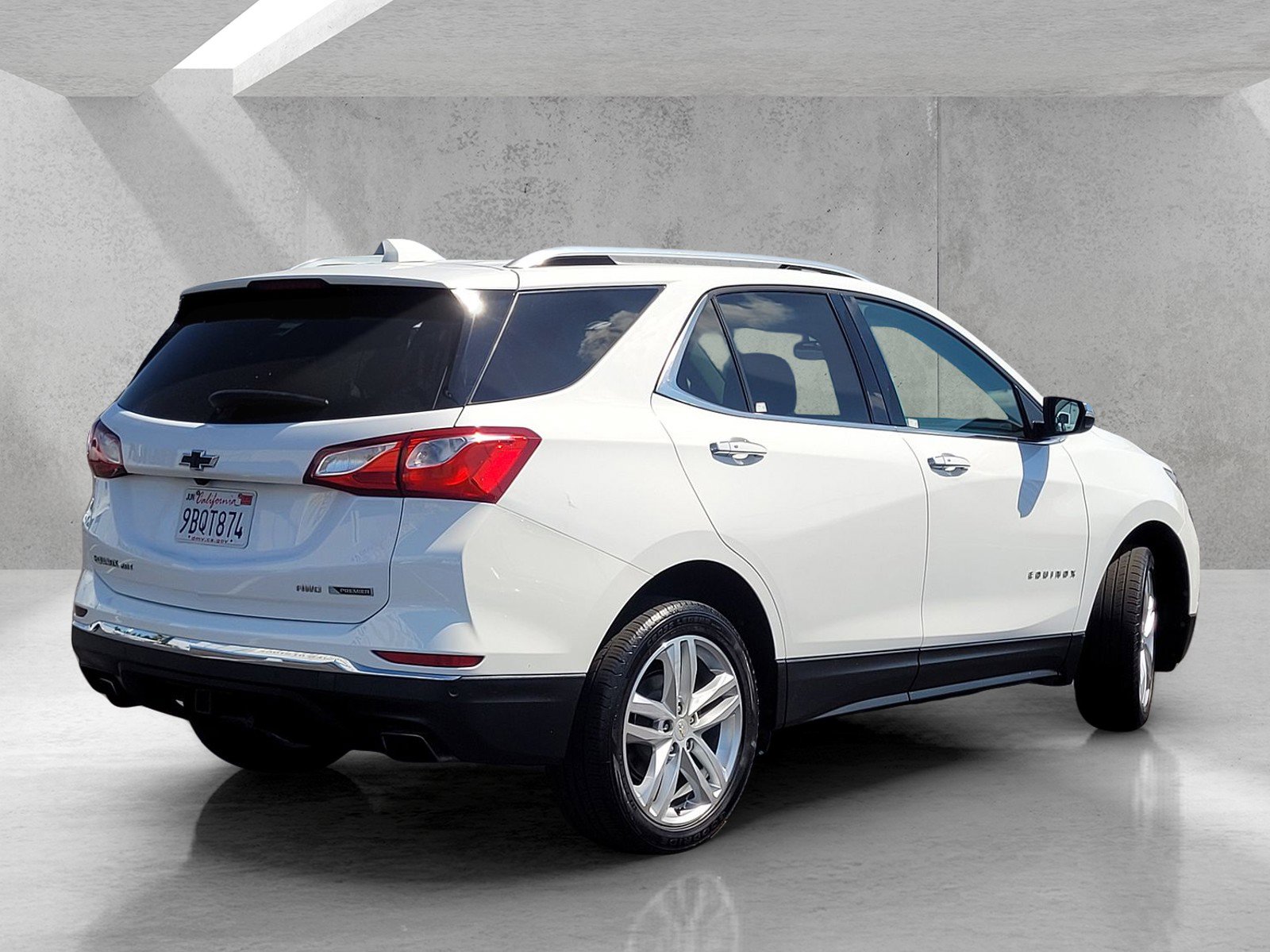 Used 2018 Chevrolet Equinox Premier AWD/4WD image 4