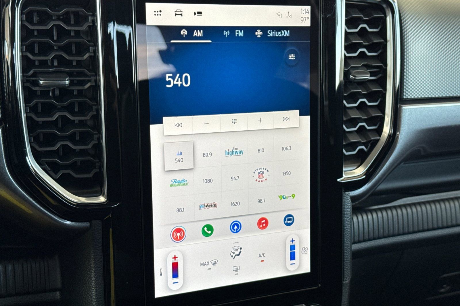 New 2025 Ford Ranger XLT w/ Black Appearance Package image 16