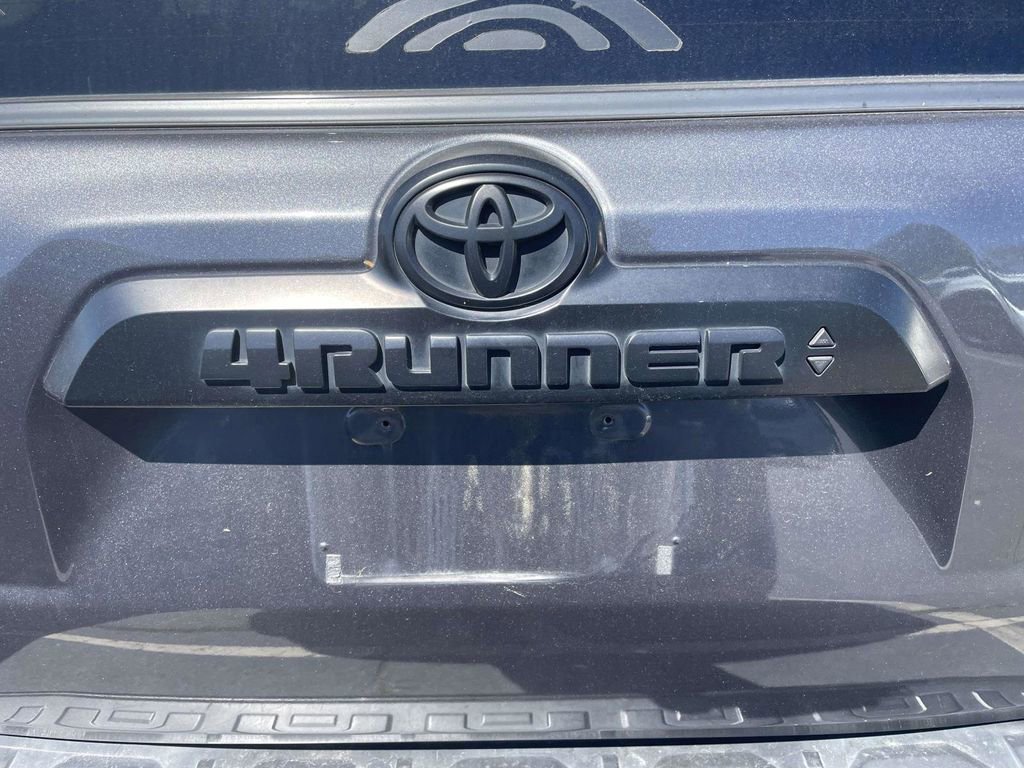 Used 2021 Toyota 4Runner TRD Off-Road AWD/4WD image 27