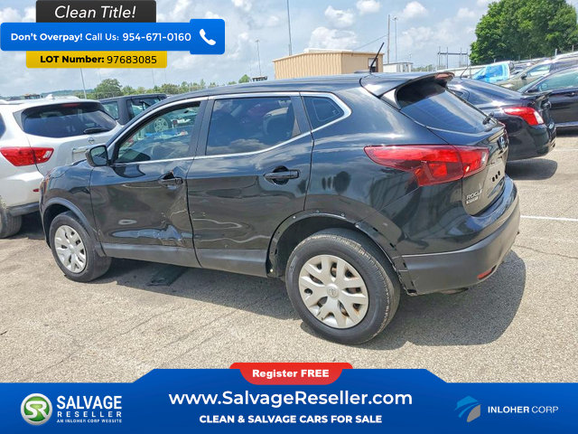 Used 2018 Nissan Rogue Sport S FWD image 3