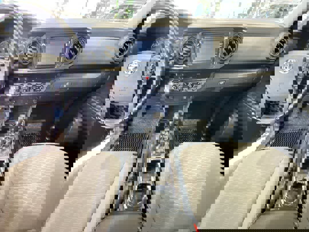 Certified 2018 Toyota Tacoma SR image 22