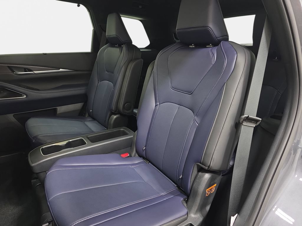 Certified 2026 INFINITI QX60 Sport AWD/4WD image 11