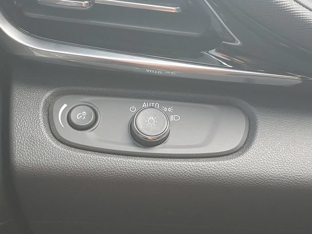 Used 2024 Buick Envista Avenir FWD image 20
