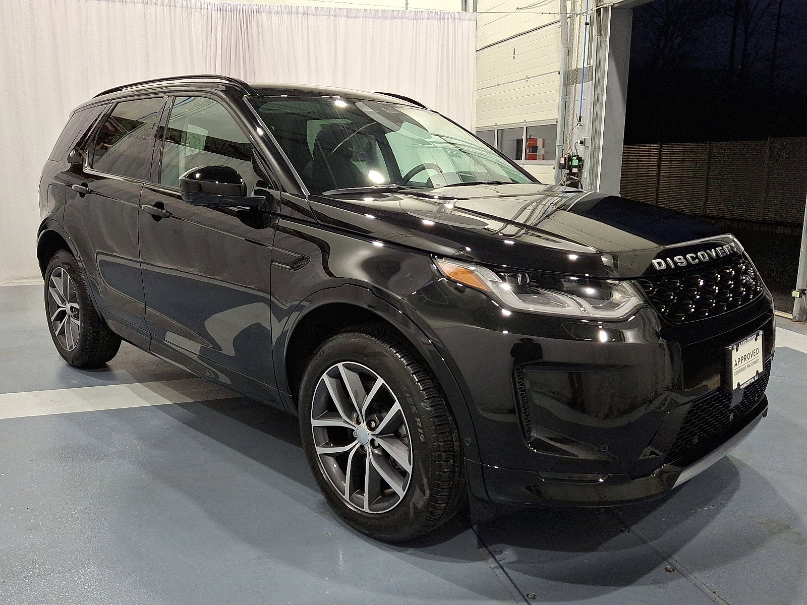 Certified 2025 Land Rover Discovery Sport S image 7