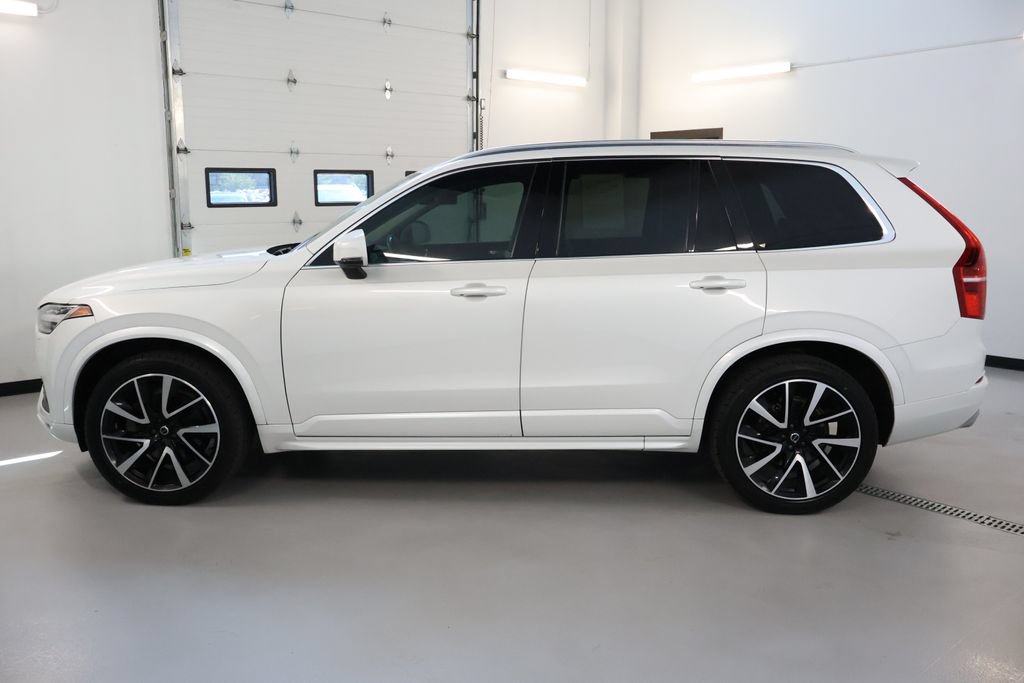 Used 2020 Volvo XC90 T6 Momentum w/ Protection Package Premier AWD/4WD image 4