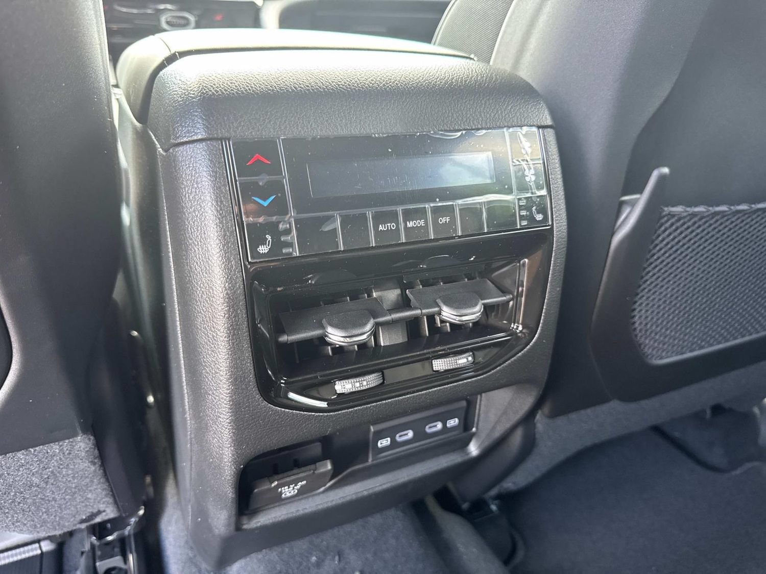 New 2026 Jeep Grand Cherokee L Limited AWD/4WD image 21