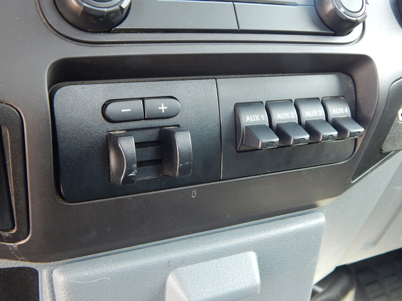 Used 2015 Ford F350 XL RWD image 26